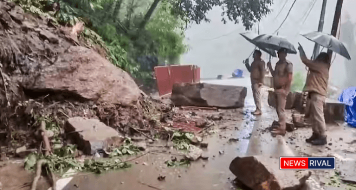 उत्तराखंड के पहाड़ी क्षेत्र में भारी बारिश